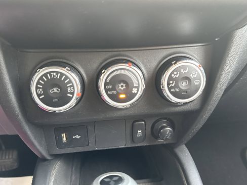 Used 2019 Mitsubishi Outlander Sport ES image 14