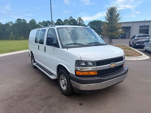 Used 2025 Chevrolet Express 2500 w/ Driver Convenience Package RWD image 25