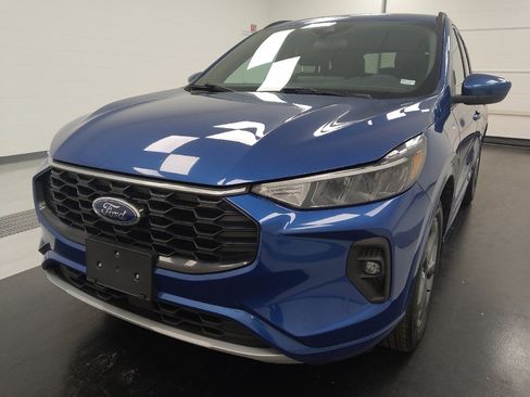 Used 2023 Ford Escape ST-Line Select w/ Tech Pack #1 AWD/4WD image 15