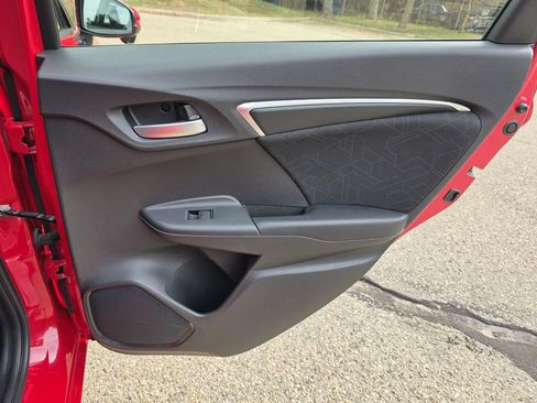 Used 2016 Honda Fit EX image 19