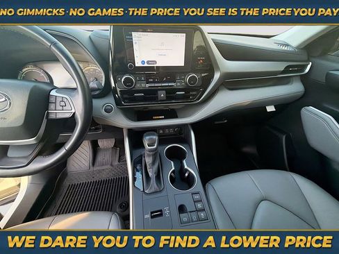 Used 2025 Toyota Highlander XLE AWD/4WD image 28