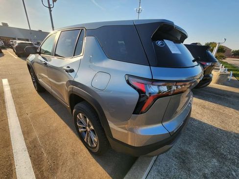 Used 2026 Chevrolet Equinox LT FWD image 6