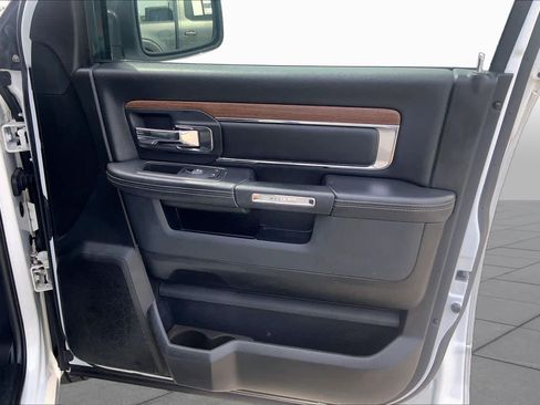 Used 2017 RAM 1500 Laramie w/ Convenience Group RWD image 22