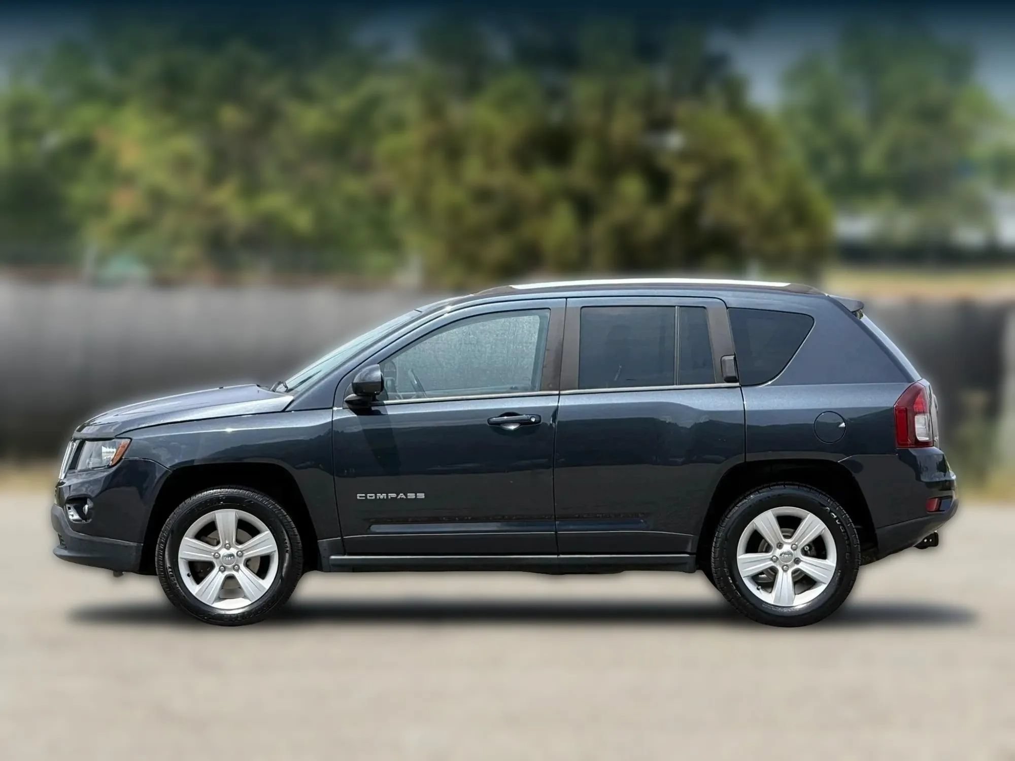 Used 2015 Jeep Compass High Altitude AWD/4WD image 8