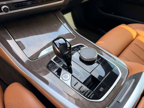 Used 2021 BMW X5 sDrive40i w/ M Sport Package image 15