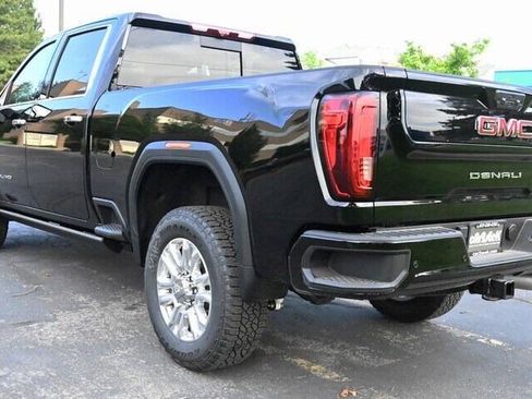 Used 2022 GMC Sierra 3500 Denali w/ Denali Ultimate Package AWD/4WD image 6
