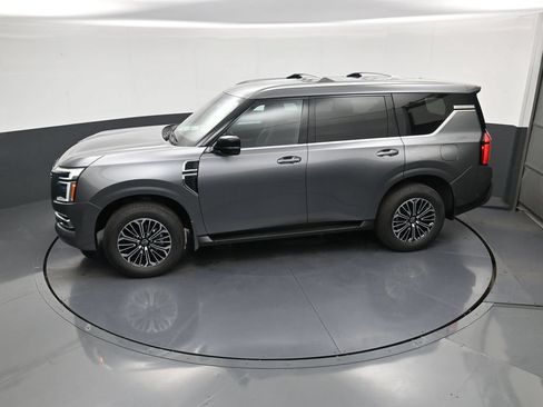 New 2026 Nissan Armada SL w/ Captain's Chari Seat Package AWD/4WD image 26