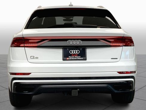 Used 2019 Audi Q8 Prestige w/ Luxury Package AWD/4WD image 4