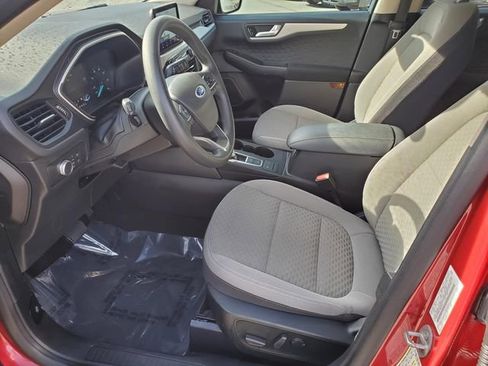 Used 2020 Ford Escape SE image 13
