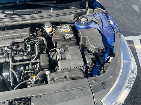 Used 2025 Kia K4 LXS image 17