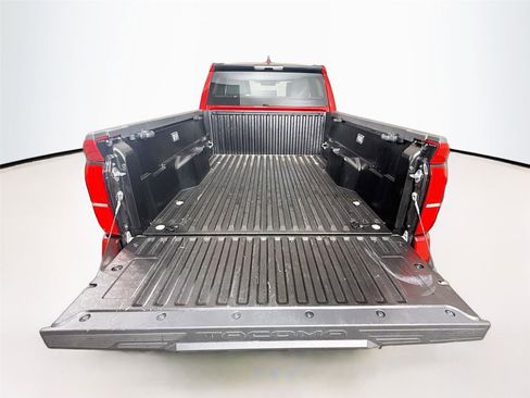 Used 2025 Toyota Tacoma SR5 RWD image 19