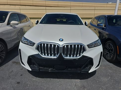 Used 2025 BMW X6 xDrive40i AWD/4WD image 4