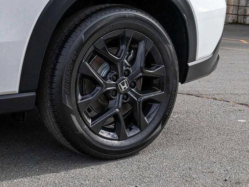 Used 2025 Honda HR-V Sport image 8