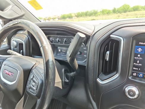 Used 2022 GMC Sierra 1500 AT4 w/ AT4 Premium Package image 22