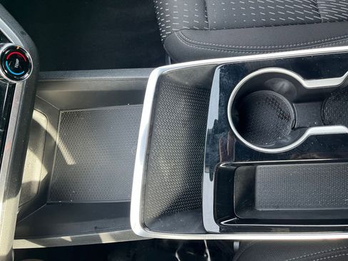 Used 2025 Chevrolet Equinox LT image 40