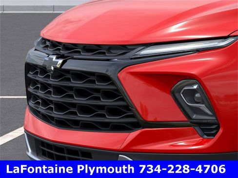 New 2025 Chevrolet Blazer LT w/ Midnight/Sport Edition image 13