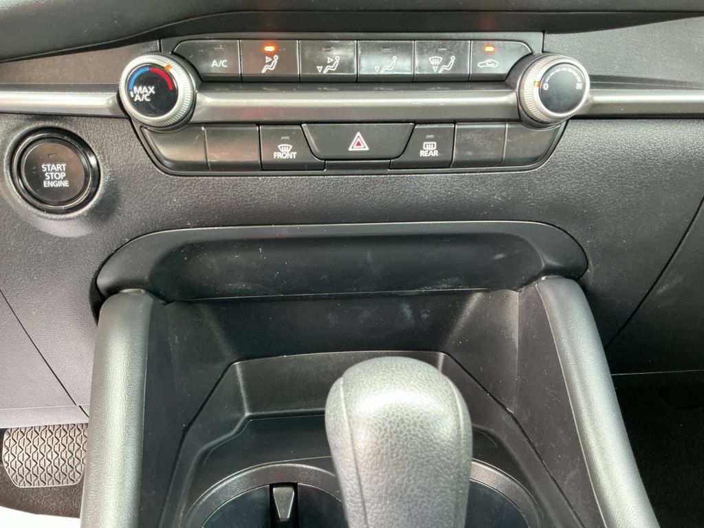 Used 2021 MAZDA MAZDA3 s FWD image 23