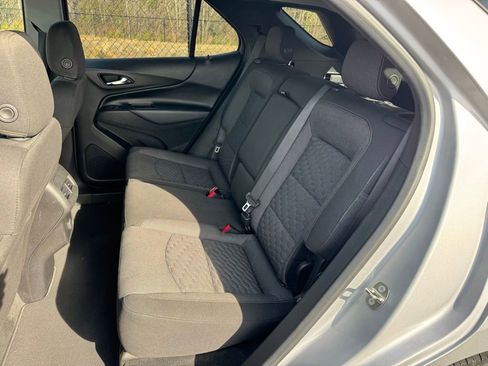 Used 2018 Chevrolet Equinox LT image 20