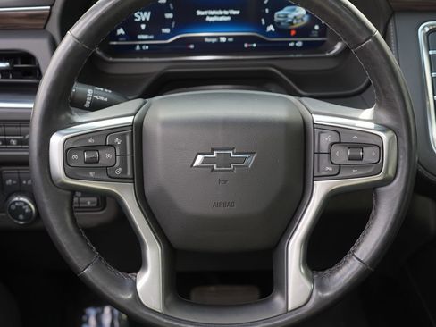 Used 2022 Chevrolet Tahoe Z71 w/ Z71 Off-Road Package AWD/4WD image 24
