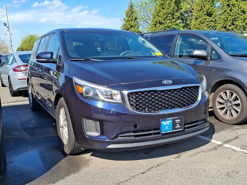 Used 2018 Kia Sedona LX FWD image 1