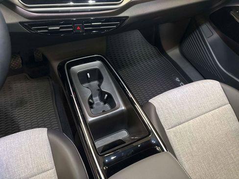 New 2026 Volkswagen ID.4 Pro image 24