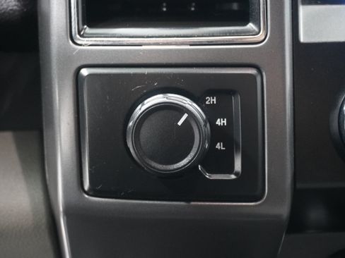 Used 2019 Ford F150 XLT AWD/4WD image 20