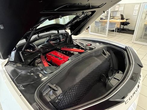 Used 2023 Chevrolet Corvette Stingray Premium Cpe RWD image 12