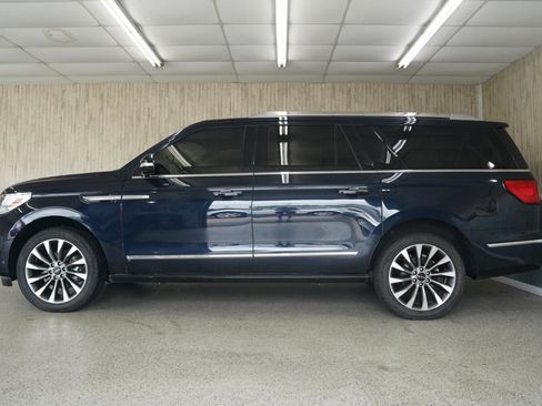 Used 2021 Lincoln Navigator L Reserve w/ Luxury Package AWD/4WD image 5