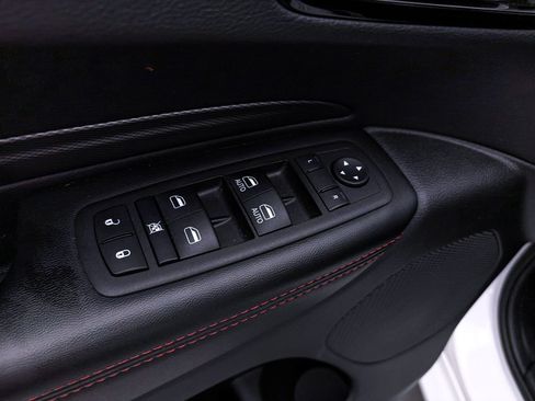 Used 2025 Dodge Durango GT AWD/4WD image 18