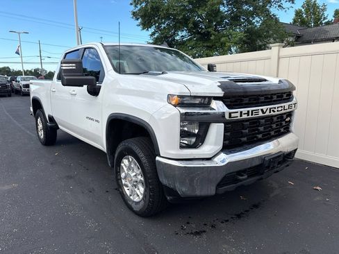 Used 2021 Chevrolet Silverado 2500 LT w/ Fleet Comfort Package AWD/4WD image 2