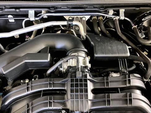 Used 2020 Subaru Outback Touring w/ Popular Package #2 image 31