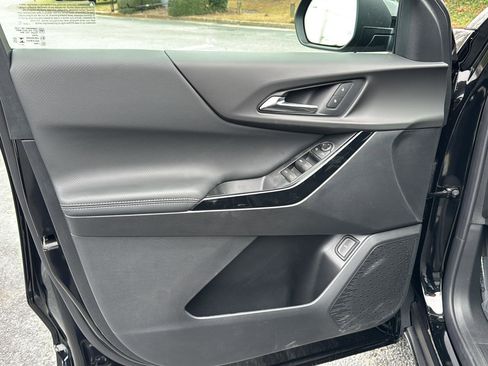 New 2026 Chevrolet Equinox LT w/ Convenience Package II image 14