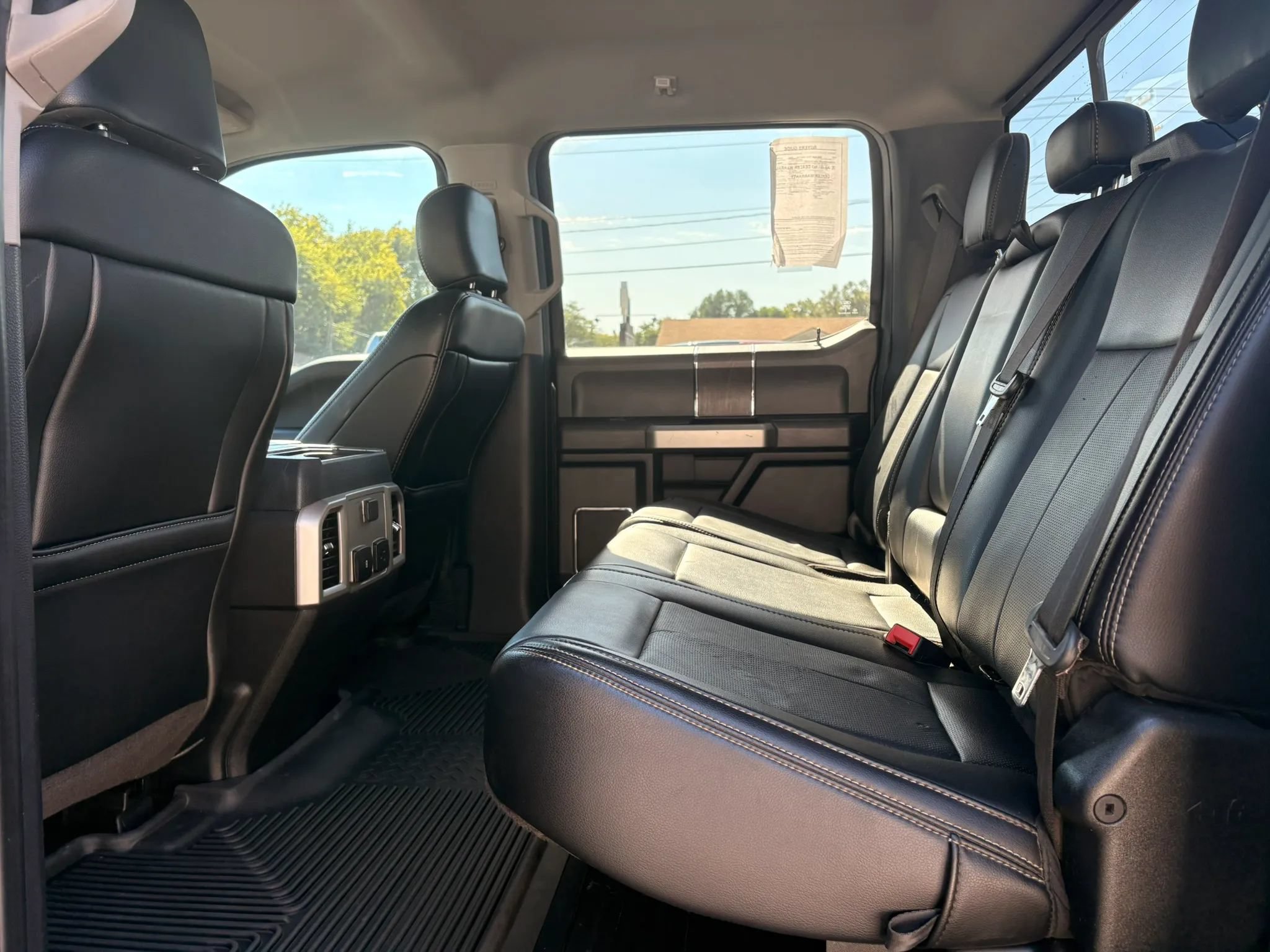 Used 2020 Ford F350 Lariat w/ Lariat Ultimate Package AWD/4WD image 14