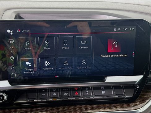 Used 2024 GMC Sierra 1500 Elevation image 19