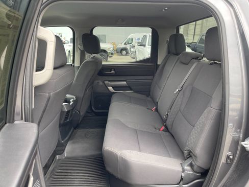 Used 2022 Toyota Tundra SR5 AWD/4WD image 14