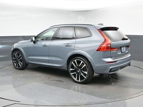 Used 2023 Volvo XC60 B5 Ultimate w/ Climate Package FWD image 7