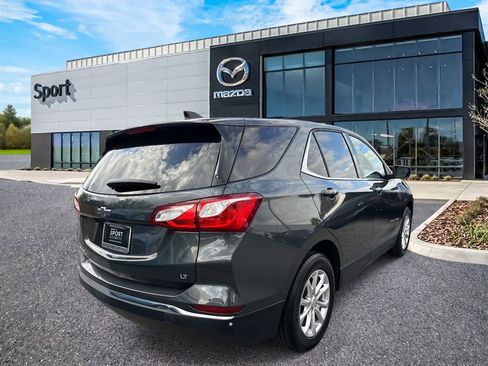 Used 2018 Chevrolet Equinox LT image 3