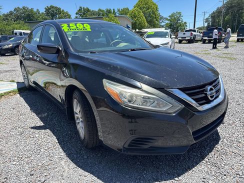 Used 2016 Nissan Altima 2.5 S w/ Power Driver Seat Package FWD image 1