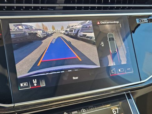 Used 2022 Audi Q7 Premium Plus image 27