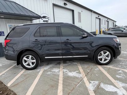 Used 2017 Ford Explorer XLT w/ Equipment Group 201A