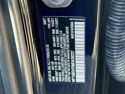 Used 2021 Porsche Cayenne S image 35