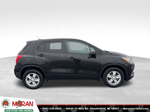Used 2021 Chevrolet Trax LS w/ Tint and Cruise Package image 6
