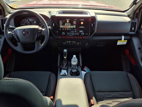 New 2025 Nissan Frontier Pro-X image 10