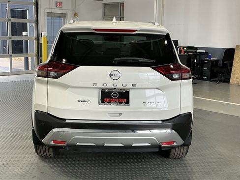 Used 2023 Nissan Rogue Platinum w/ Platinum Premium Package image 41