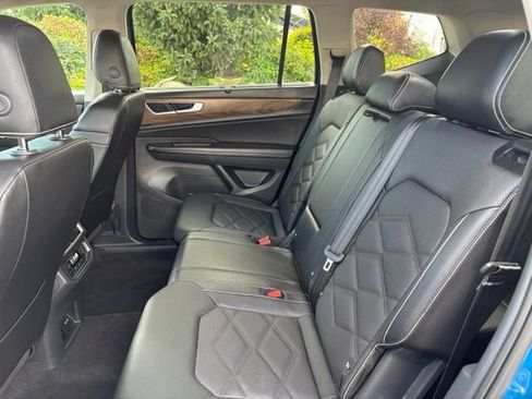Used 2026 Volkswagen Atlas SE AWD/4WD image 13
