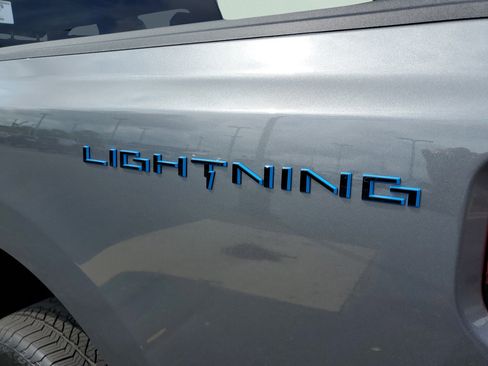 New 2025 Ford F150 Lightning Flash AWD/4WD image 14