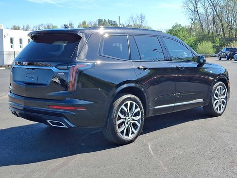 Used 2024 Cadillac XT6 Sport w/ Technology Package image 6