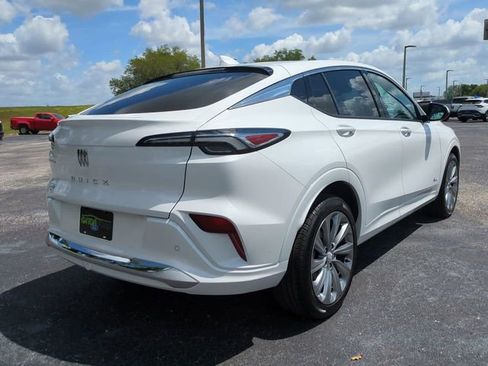 Used 2025 Buick Envista Avenir FWD image 5