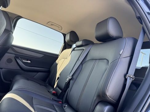 Used 2025 MAZDA CX-90 3.3 Turbo w/ Select Package image 11