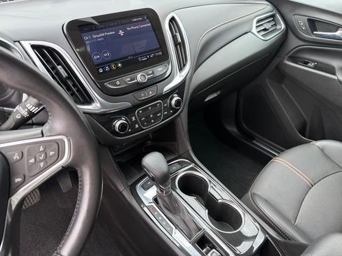 Used 2022 Chevrolet Equinox Premier AWD/4WD image 42